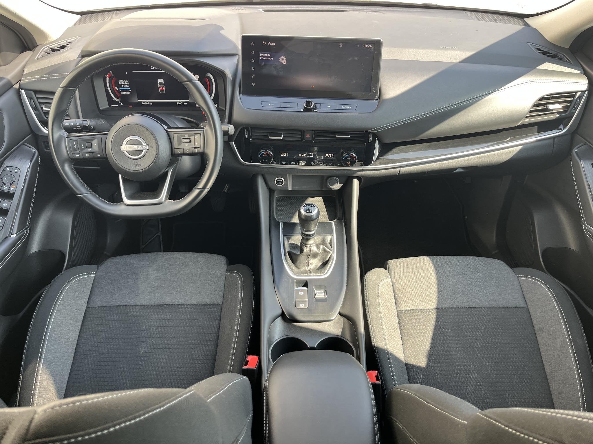 Nissan Qashqai 1.3 MHEV N-Connecta / Trekhaak (1.400KG) / Pa, Voorwielaandrijving, 1304 kg, Stof, Gebruikt