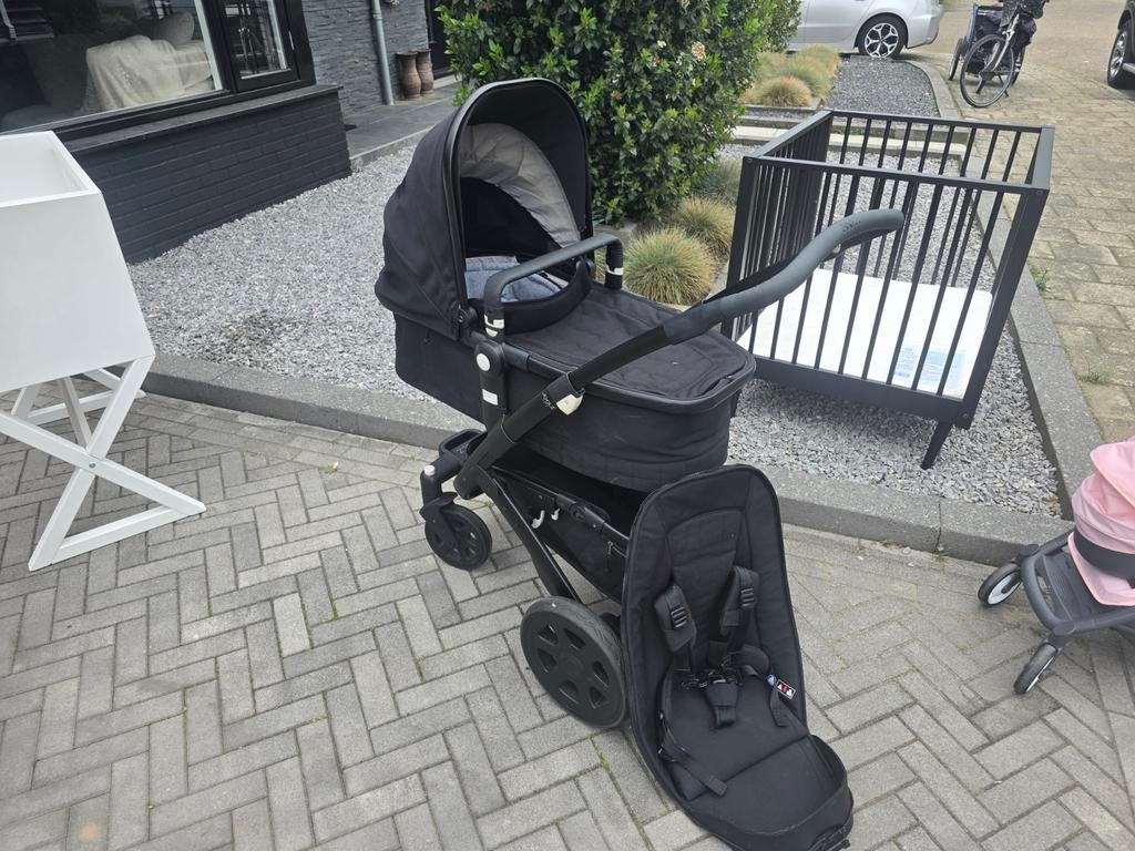 Joolz Geo 2 kinderwagen met reiswieg en zitje, Kinderen en Baby's, Kinderwagens en Combinaties, Ophalen of Verzenden, Gebruikt