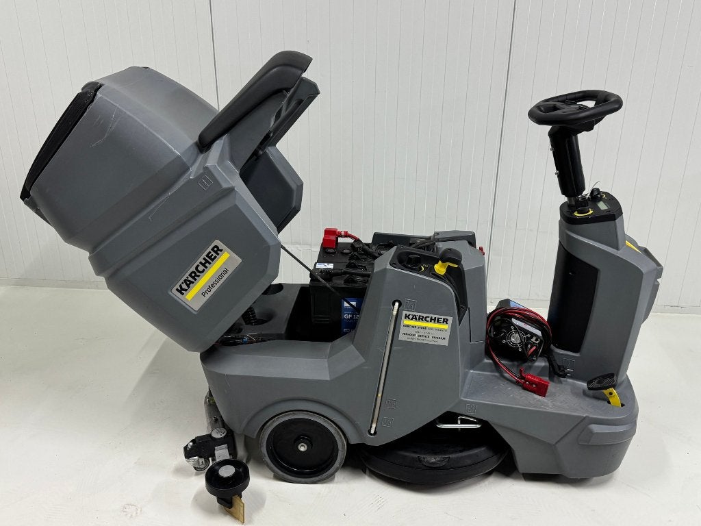 KARCHER ZITSCROB-/ZUIGMACHINE BD 50/70 R Classic, Ophalen of Verzenden, Zo goed als nieuw, Schrobmachine
