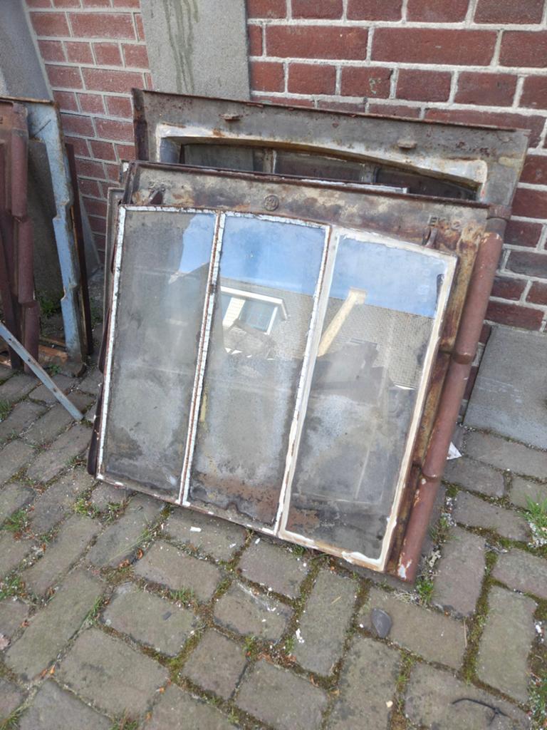 Oude monumentale stalen dakramen (6 stuks), Doe-het-zelf en Verbouw, Glas en Ramen, Ophalen, Gebruikt, Minder dan 80 cm, Minder dan 80 cm