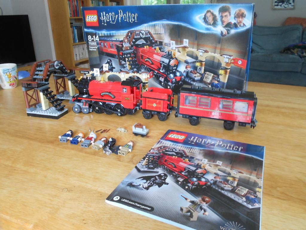 Harry Potter Lego Trein, Kinderen en Baby's, Speelgoed | Duplo en Lego, Zo goed als nieuw, Lego, Complete set, Compleet, Inclusief doos