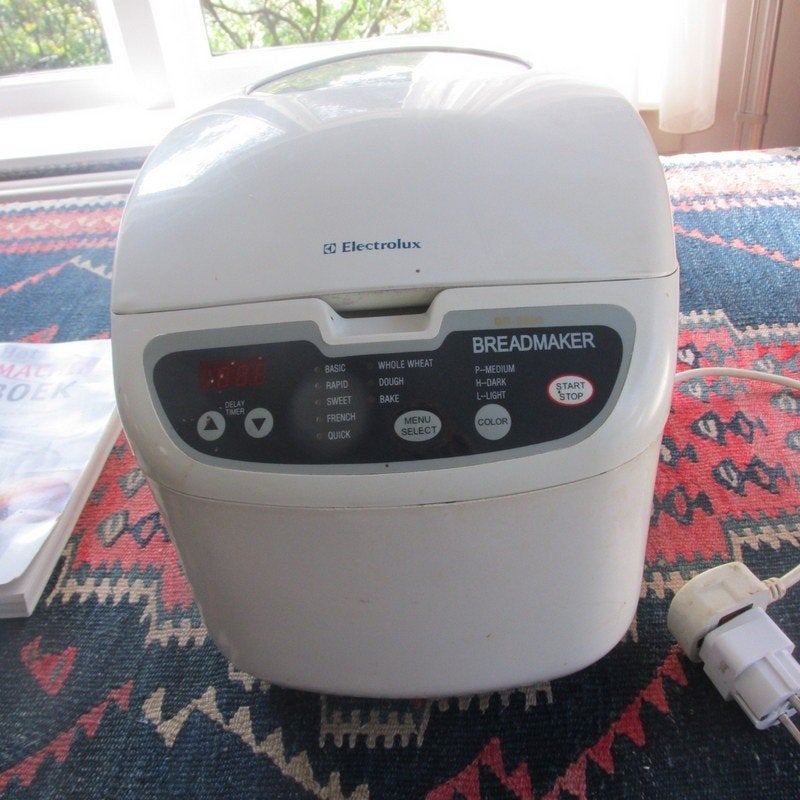 broodbakmachine van Electrolux, 400 tot 800 gram deeg, Ophalen, Gebruikt, Zonder timer