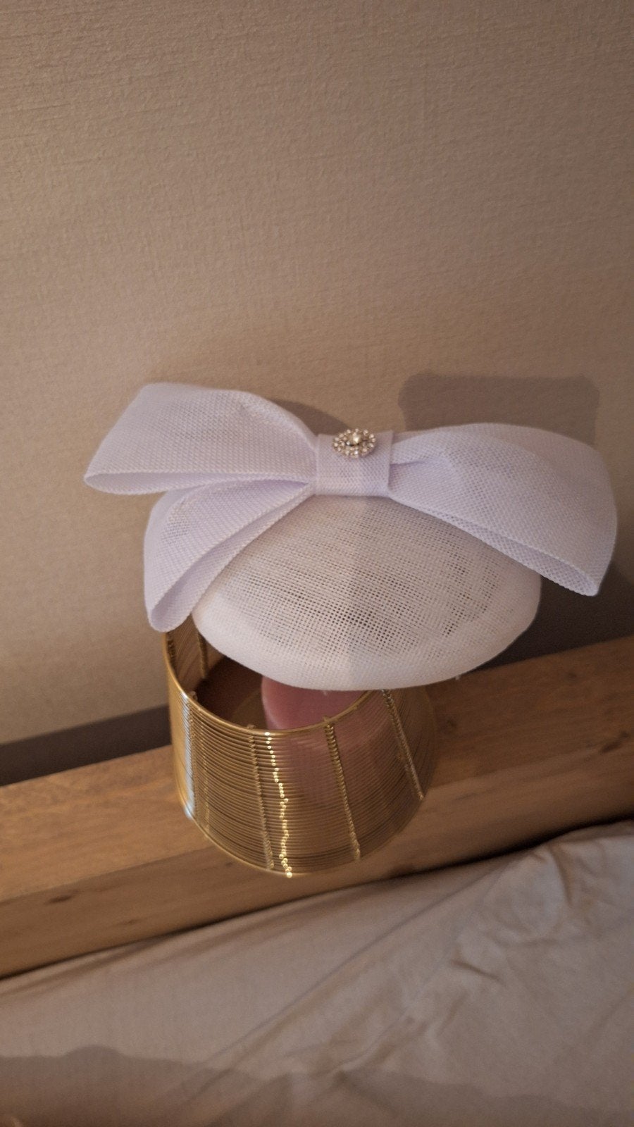Elegante fascinator met haarband - Wit met strik en strass, Hoed, Nieuw, Onbekend, One size fits all