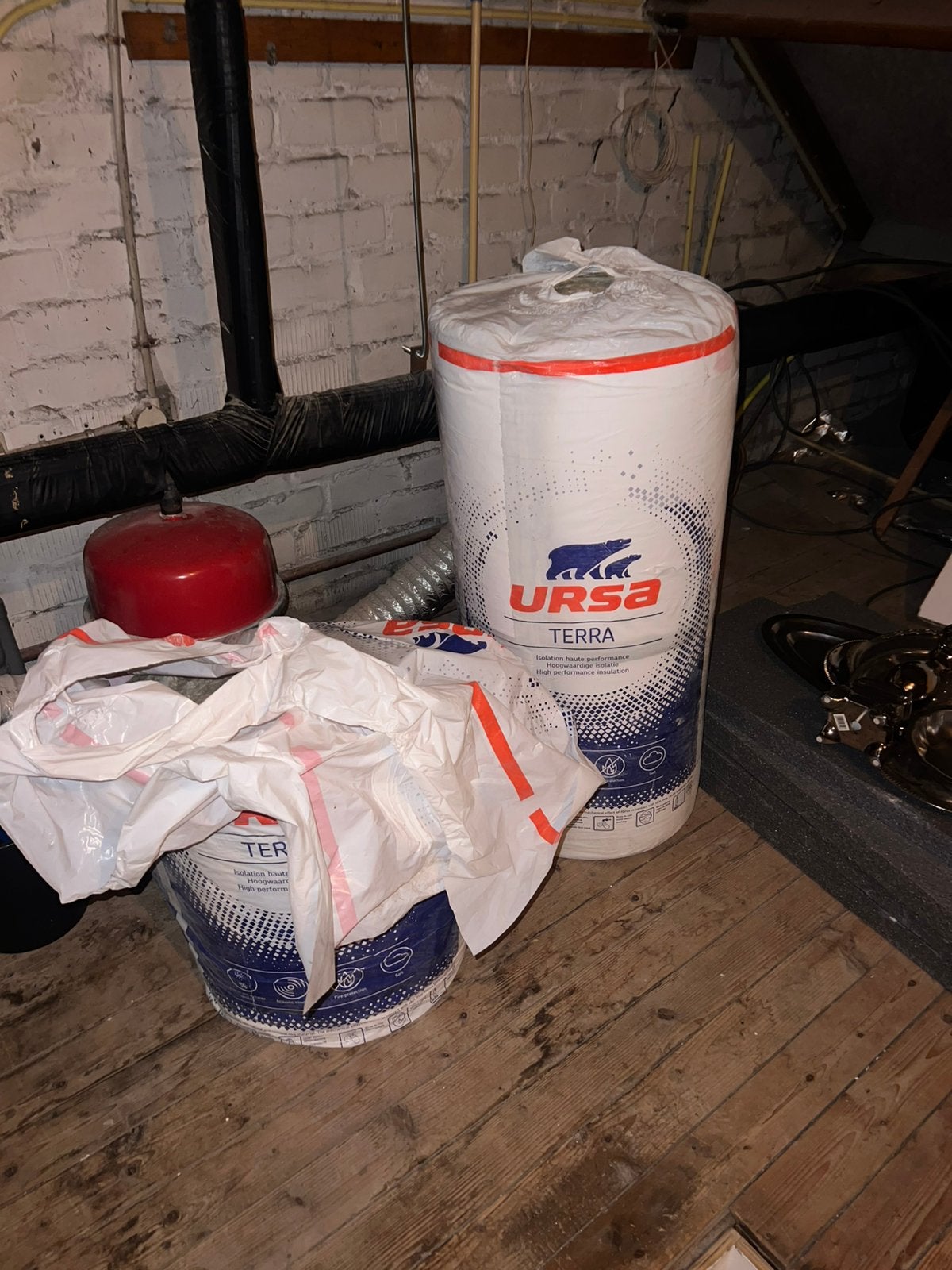 URSA Glaswol Isolatie 120 mm – 5,4 m² – 3 Rollen, 12 cm of meer, Nieuw, 15 m² of meer, Glaswol