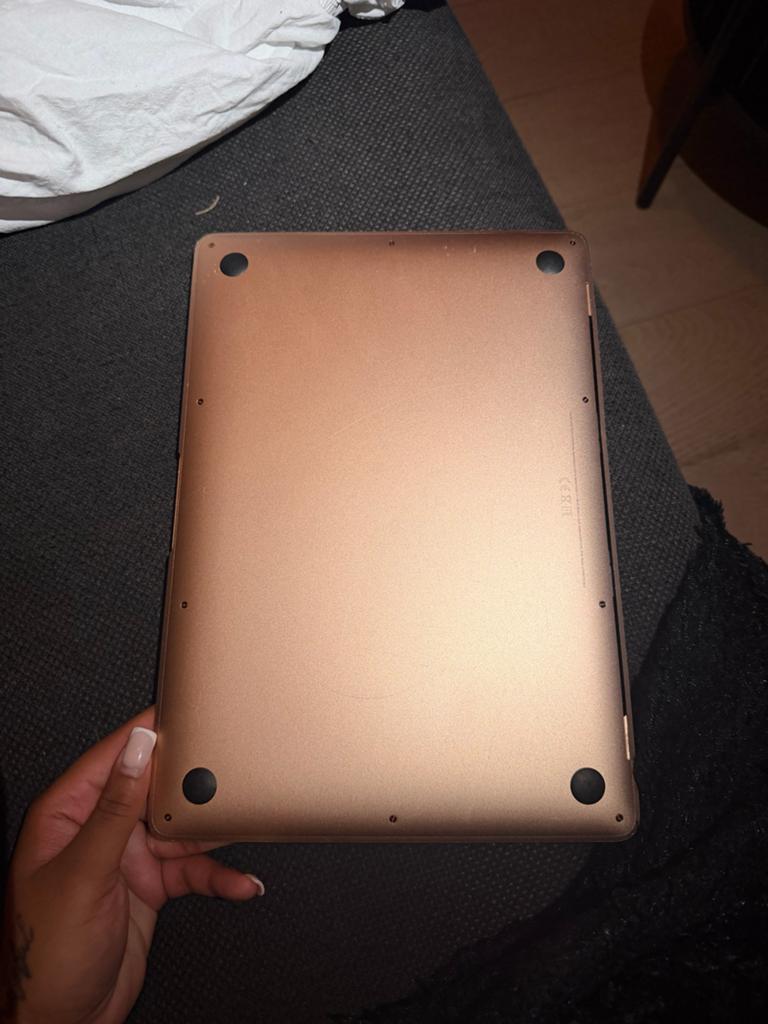 Gouden MacBook Air 13 inch - Zo goed als nieuw, Computers en Software, Apple Macbooks, Qwerty, 8 GB, 13 inch, Ophalen of Verzenden
