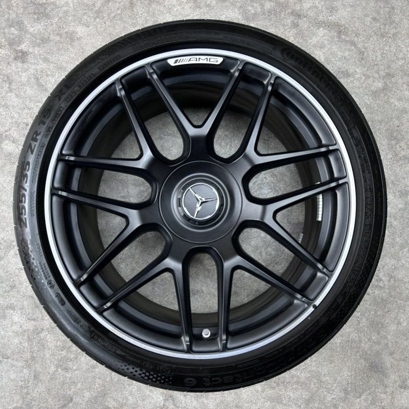 19 inch originele CLA 45 AMG velgen + zomerbanden MB CLA45, Auto-onderdelen, 19 inch, Gebruikt, 255 mm, -