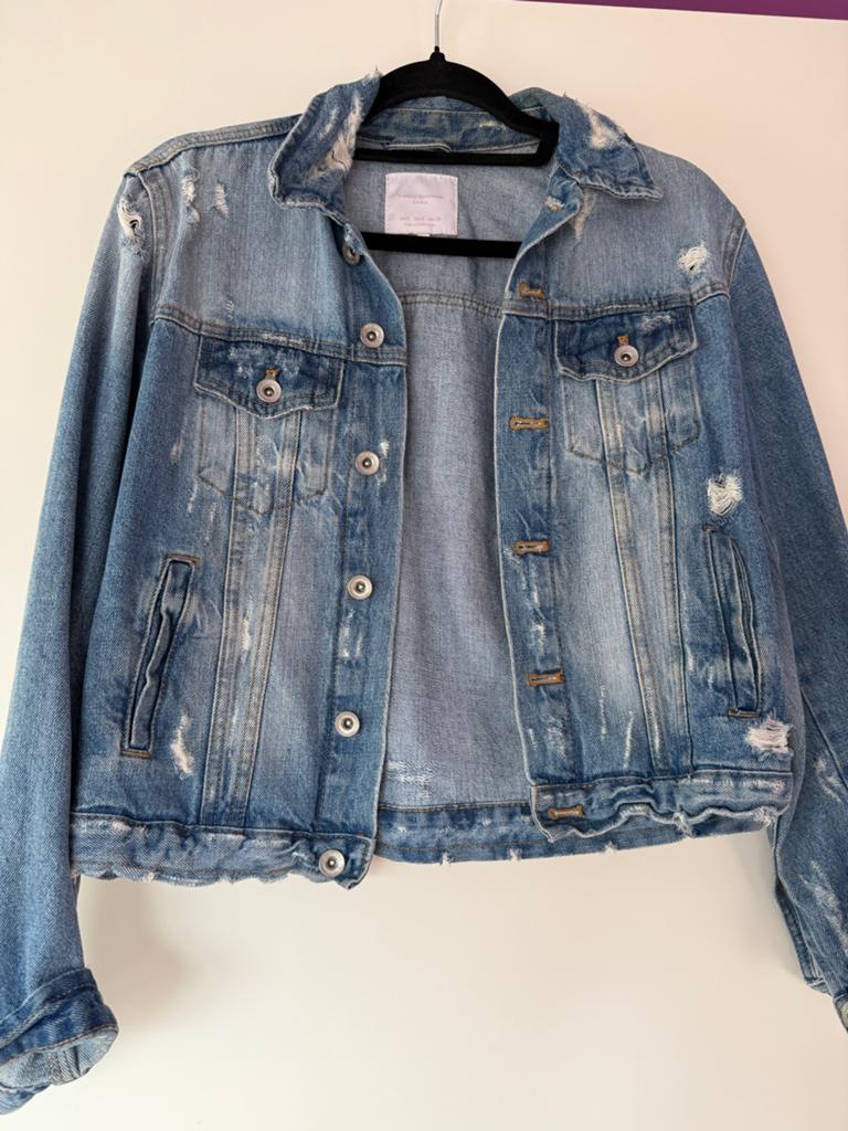 Zara spijkerjasje met distressed details, Kleding | Dames, Ophalen of Verzenden, Gedragen, Maat 36 (S), Blauw