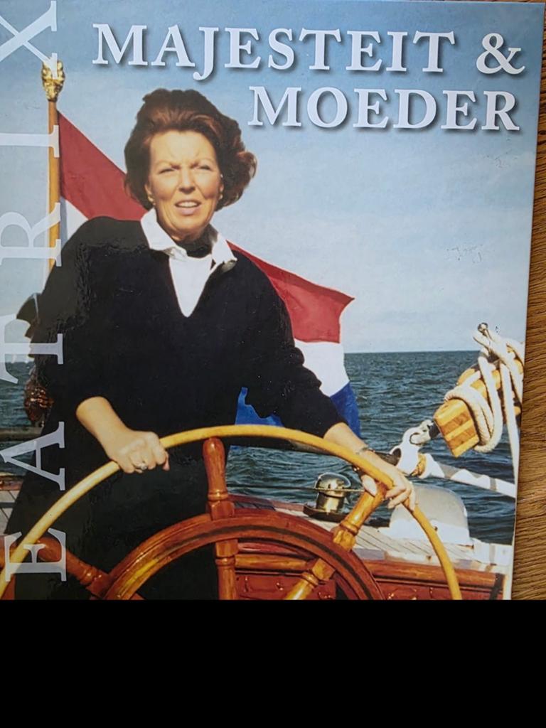 Ons Koningshuis, Ophalen of Verzenden, Zo goed als nieuw, Tijdschrift of Boek