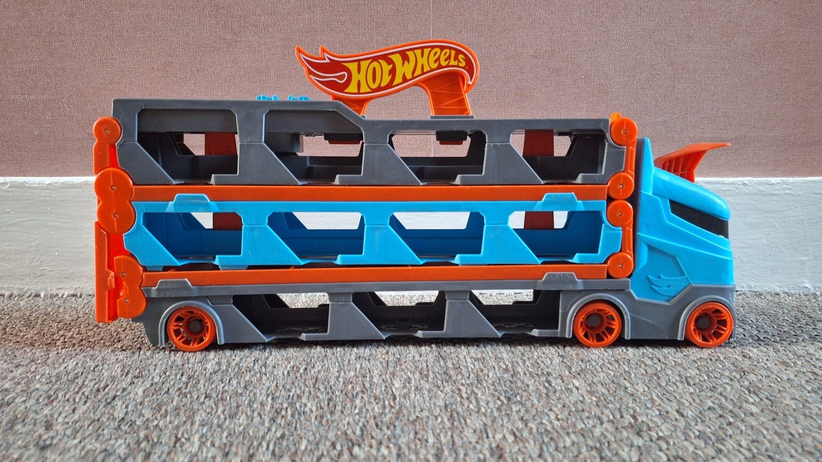 Hot Wheels Mega Lanceer Transporter Vrachtwagen, Ophalen of Verzenden, Gebruikt