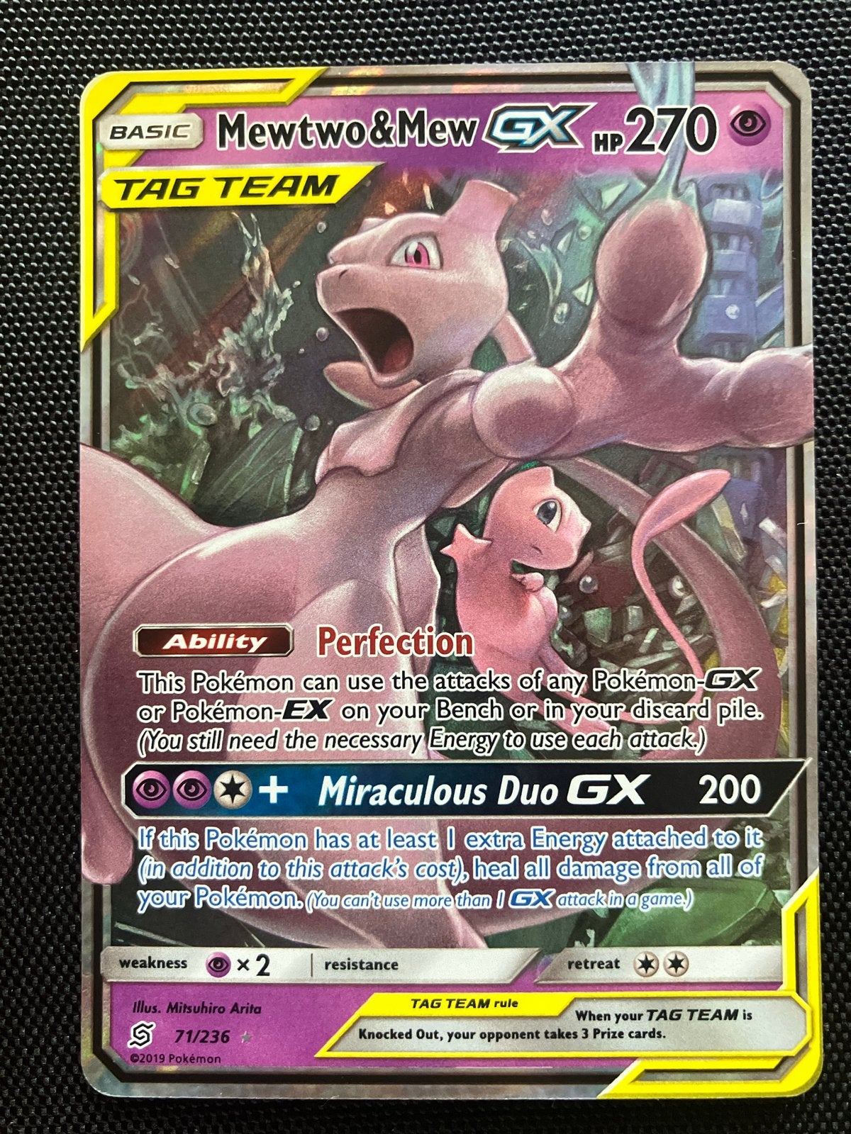 Mewtwo & Mew GX TAG TEAM (71/236) near mint, Ophalen of Verzenden, Zo goed als nieuw, Losse kaart
