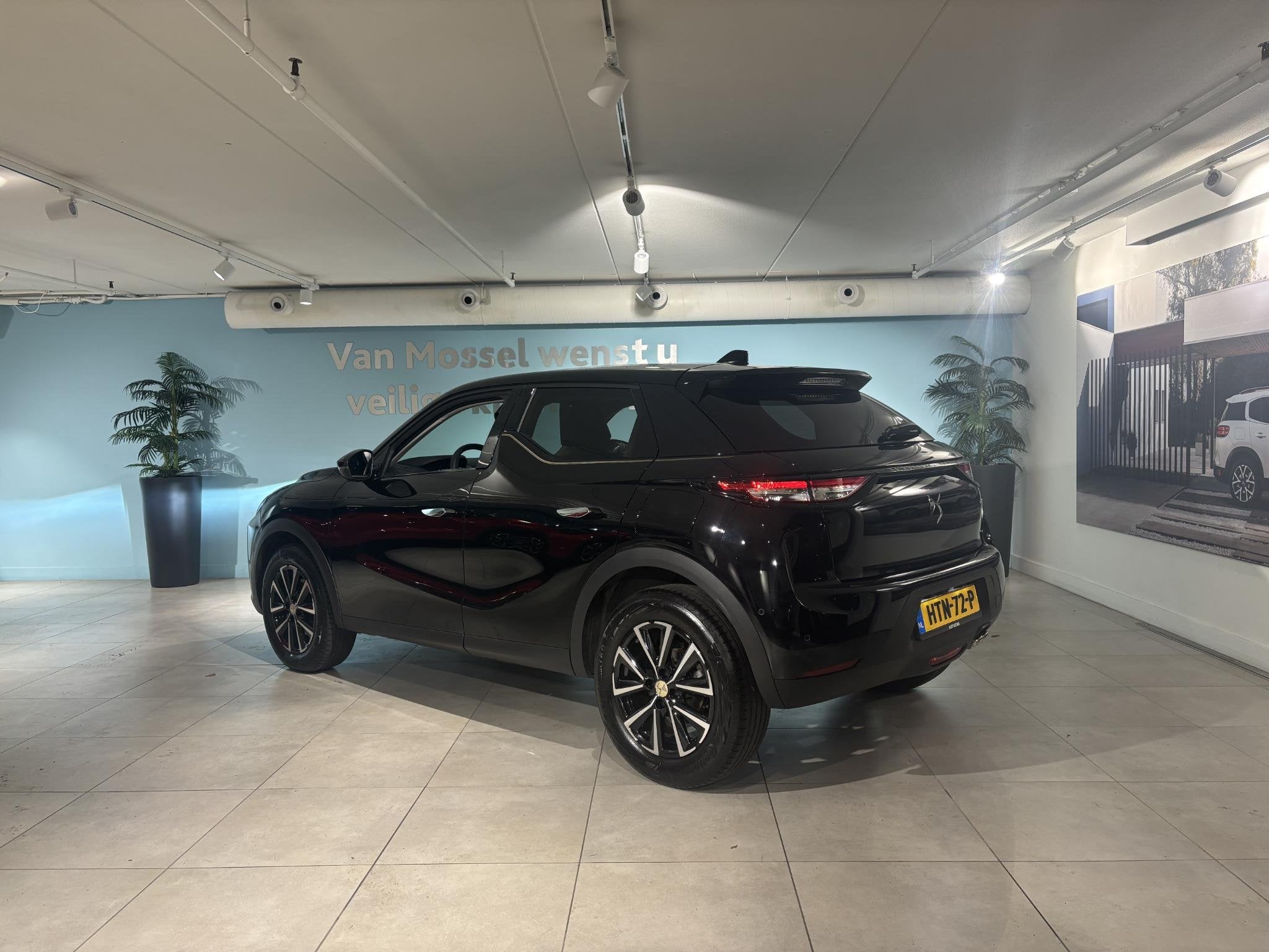 DS 3 1.2 Hybrid 136 Edition France | 360 vision | Stoelverwa, Auto's, DS, Gebruikt, Euro 6, 1199 cc, Zwart