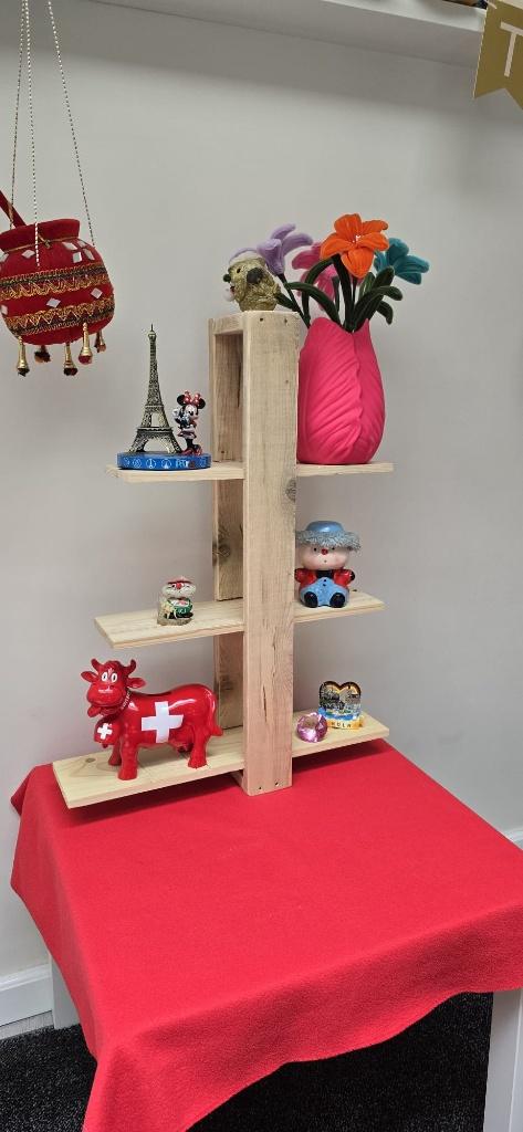 wandrek 67.5x50x14 cm nieuw, Huis en Inrichting, Woonaccessoires | Wandplanken en Boekenplanken, Ophalen, Nieuw