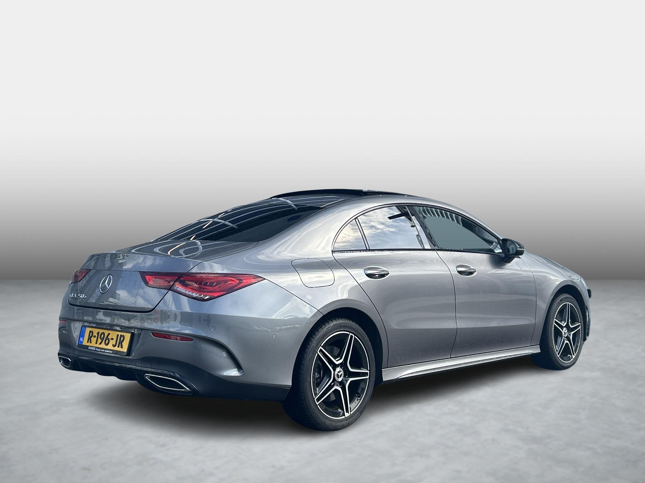 Mercedes-Benz CLA-klasse 250 e Business Solution AMG Limited, Auto's, CLA, Gebruikt, 16 kWh, Leder en Stof