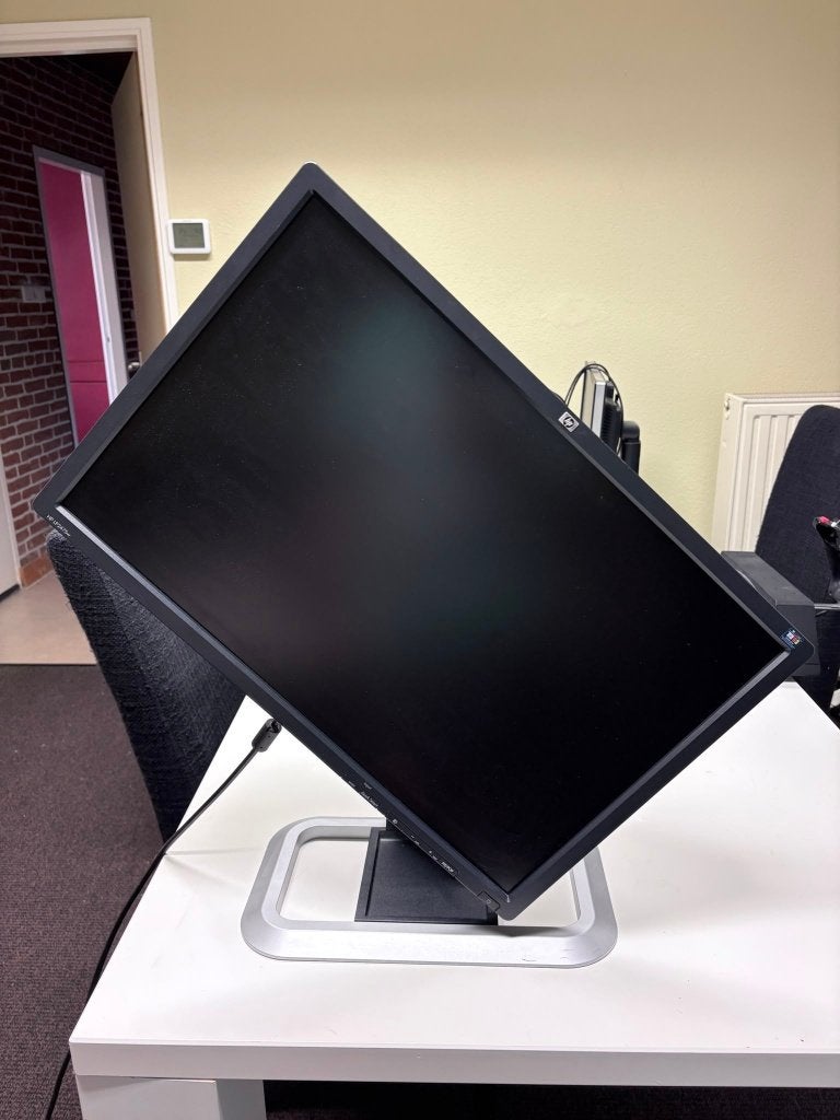 HP 24 inch monitor kantelbaar LP2475w, Computers en Software, Monitoren, Ophalen, Hp, Gebruikt, IPS