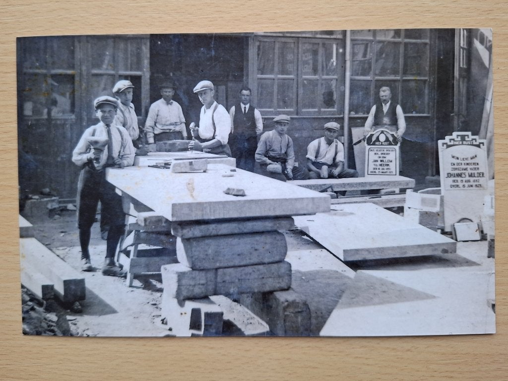Foto's steenhouwers in Rotterdam rond 1930, Verzamelen, Foto's en Prenten, Verzenden, Foto, Nieuw, Voor 1940