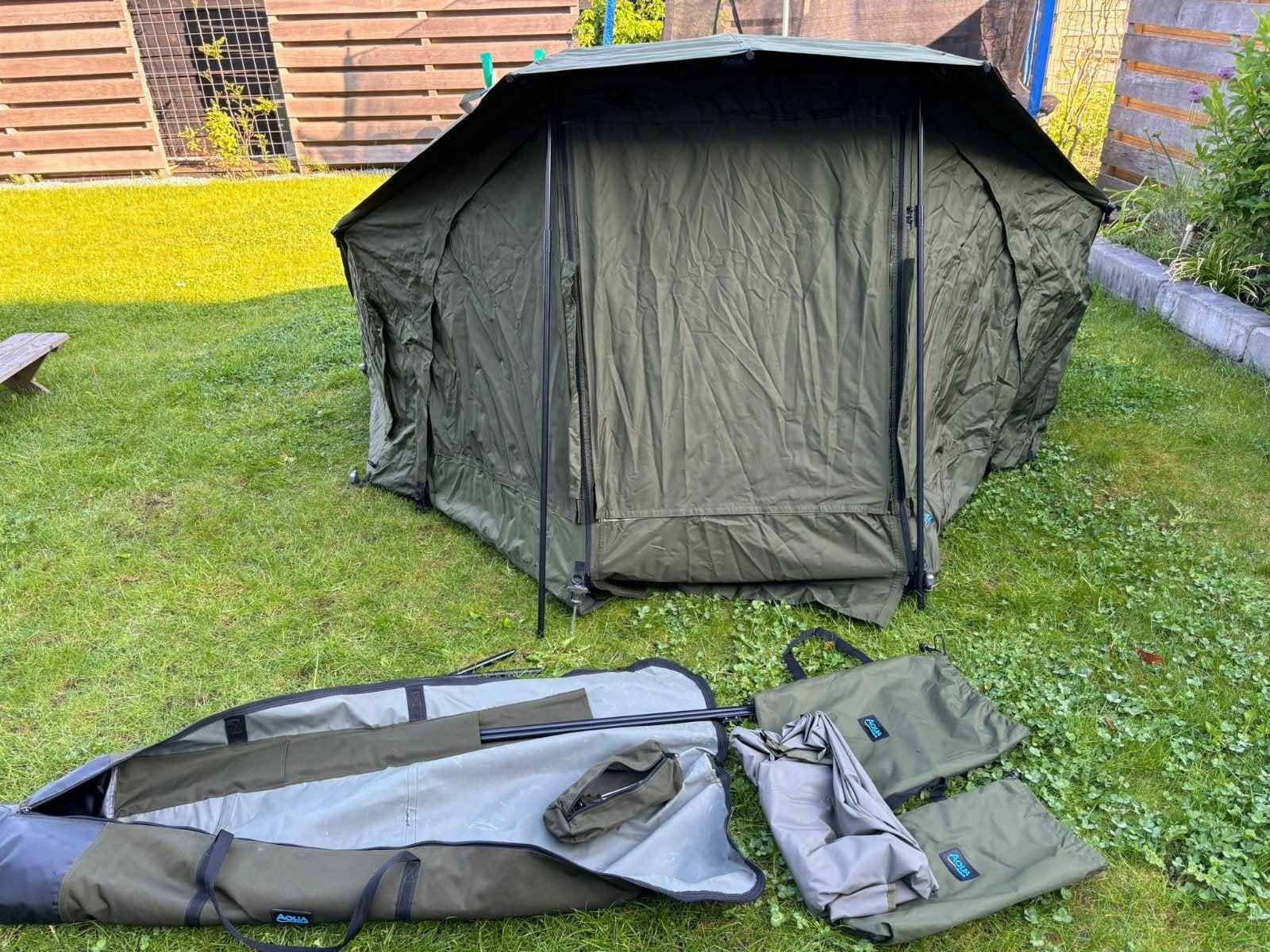 Aqua pioneer 100 karpertent., Watersport en Boten, Hengelsport | Karpervissen, Verzenden, Zo goed als nieuw, Overige typen