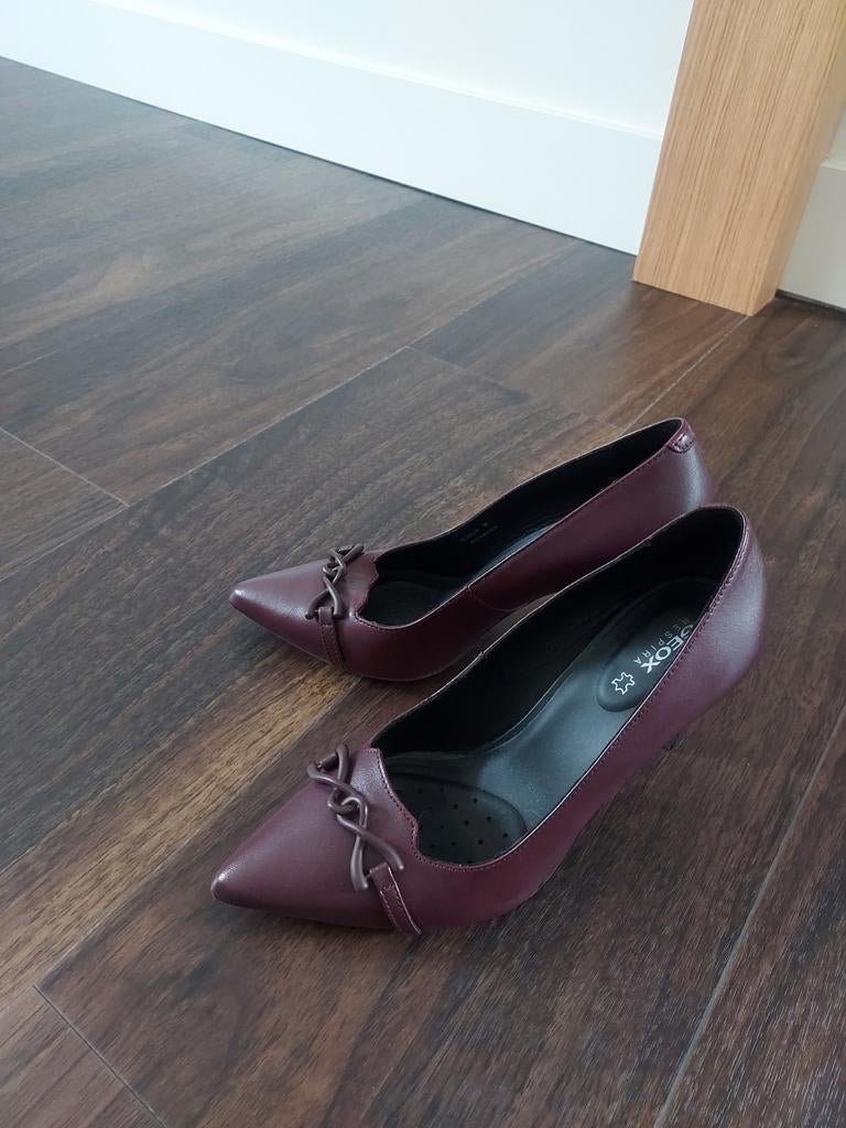 Geox pumps te koop 10 euro, Kleding | Dames, Schoenen, Geox, Pumps, Overige kleuren, Ophalen of Verzenden