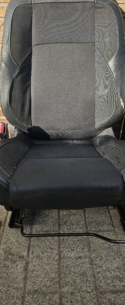 Foto 4 van Renault megane 3cc onderdelen