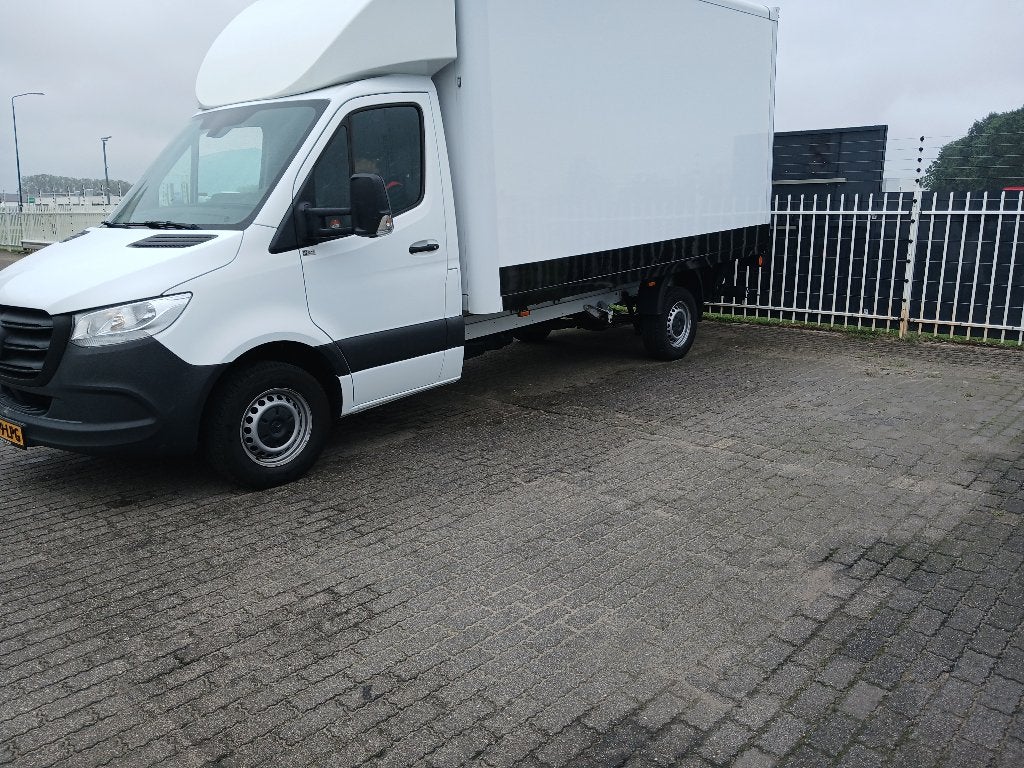 Foto 3 van Bakwagen/Bus te huur 100%KMVrij/VERHUIZINGEN/TRANSPORT €50
