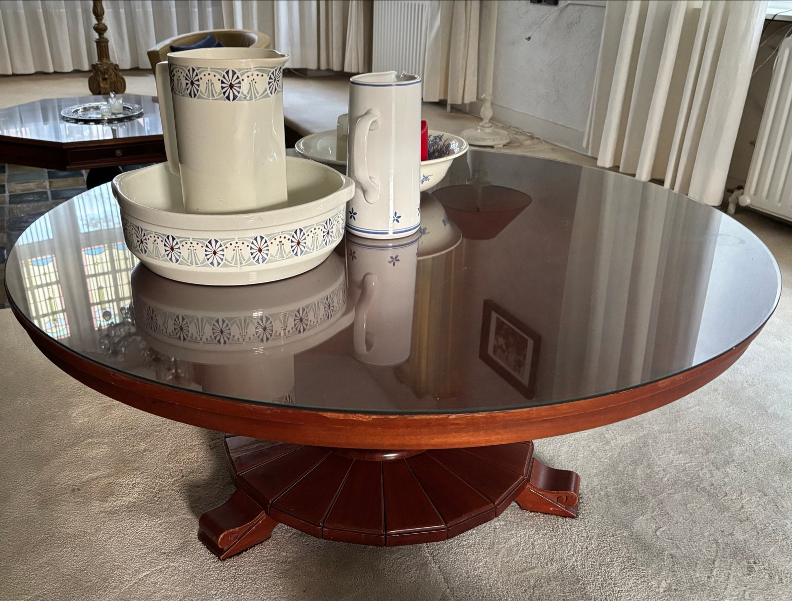 Ronde salontafel met glazen blad, Antiek en Kunst, Ophalen