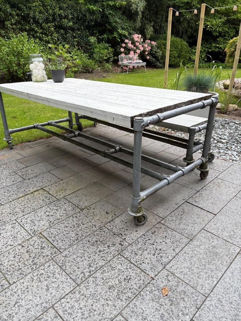 Nog leuke tafel em bank op wielen, Ophalen, Gebruikt