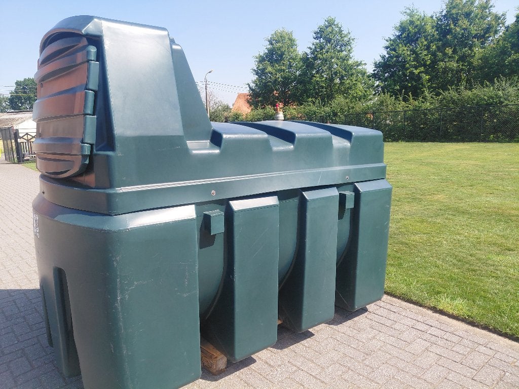 Dubbelwandig dieseltank met pomp, Ophalen, Zo goed als nieuw