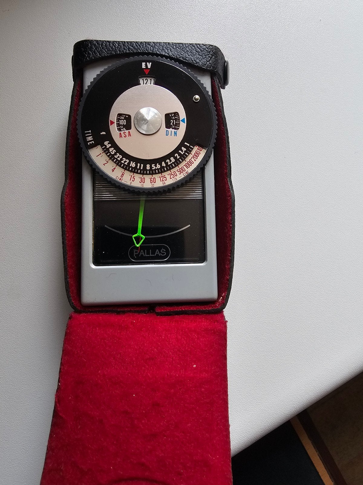 Vintage Pallas C-6 Lichtmeter met origineel hoesje, Ophalen of Verzenden