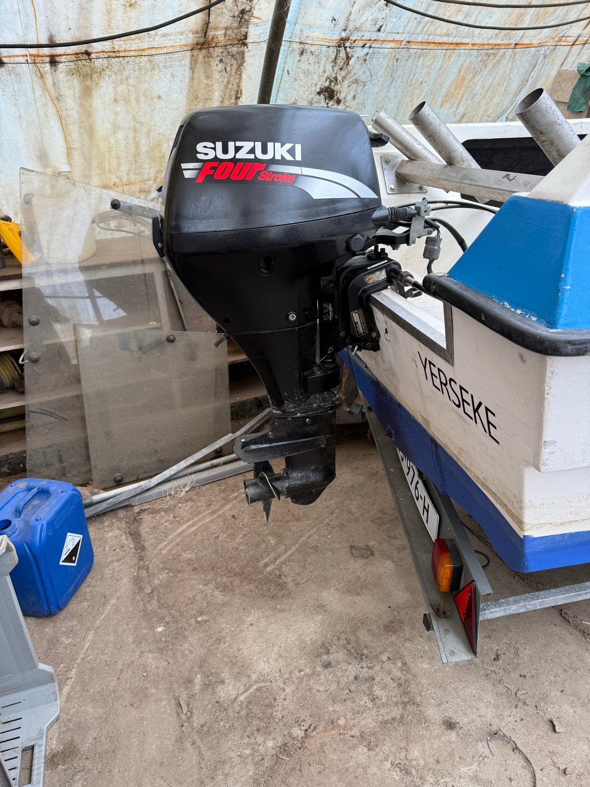 Suzuki DF15 Buitenboordmotor - 15 pk, Viertakt, Watersport en Boten, Ophalen, 10 tot 30 pk, Gebruikt, Met afstandsbediening