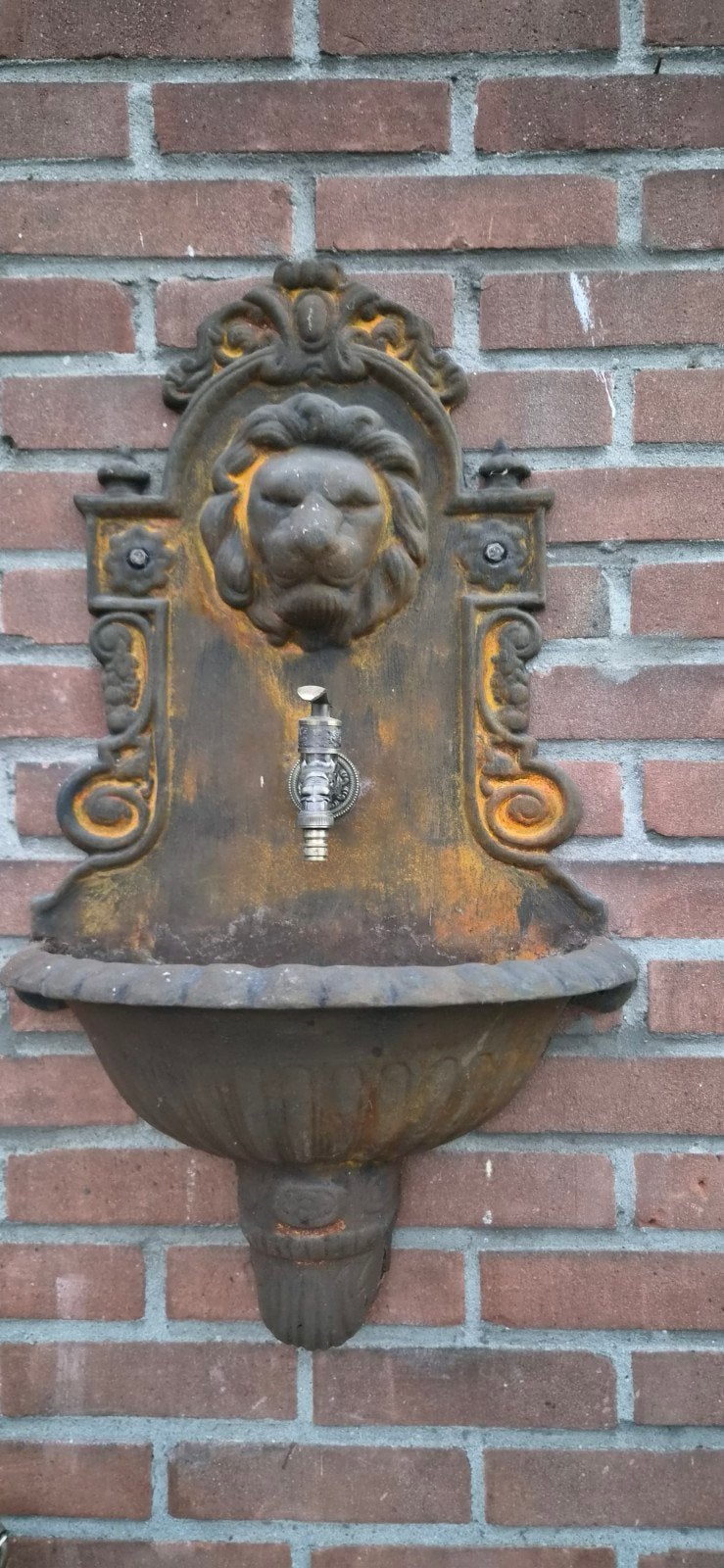 antieke gietijzeren Fontein, Ophalen, Gebruikt, Gietijzer