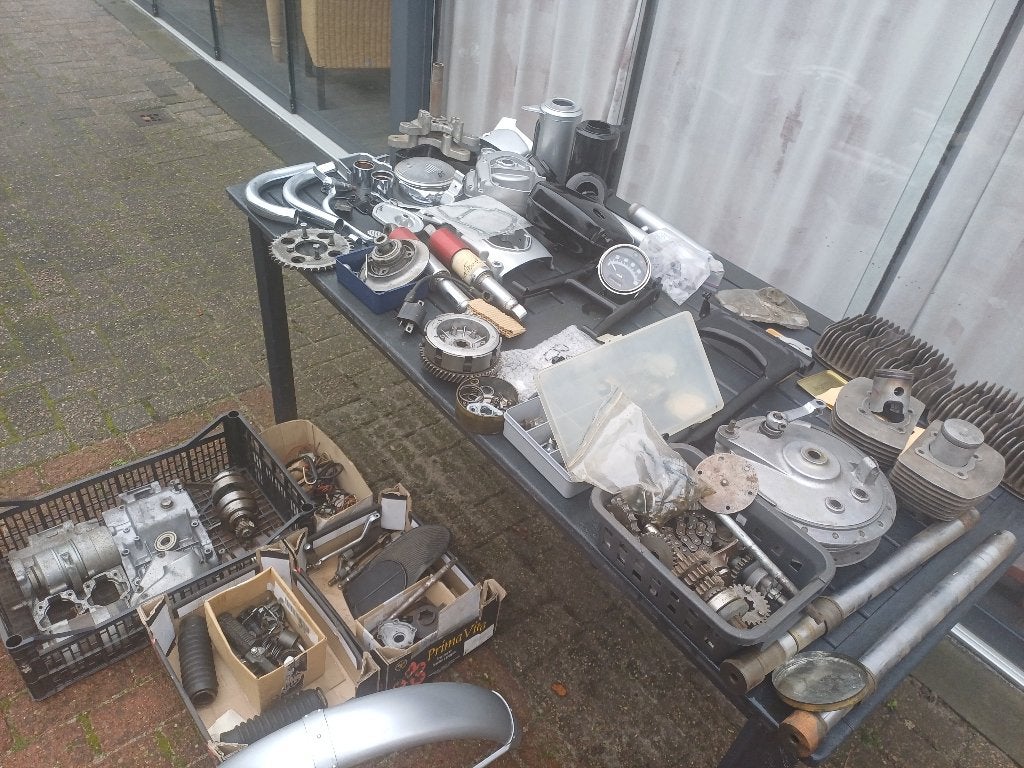 Onderdelen Bridgestone Dual Twin 175 cc 2 cil tweetakt bj 70, Motoren, Ophalen, Nieuw