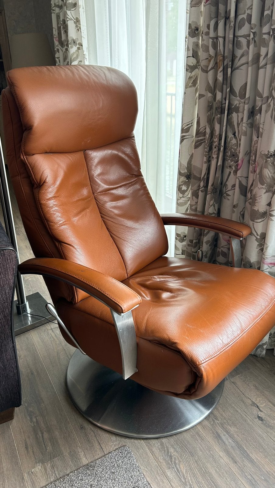 *** Relax Fauteuil - Leer - Draaibaar - Handbediend.     ***, Huis en Inrichting, Fauteuils, Ophalen, Gebruikt, Minder dan 75 cm