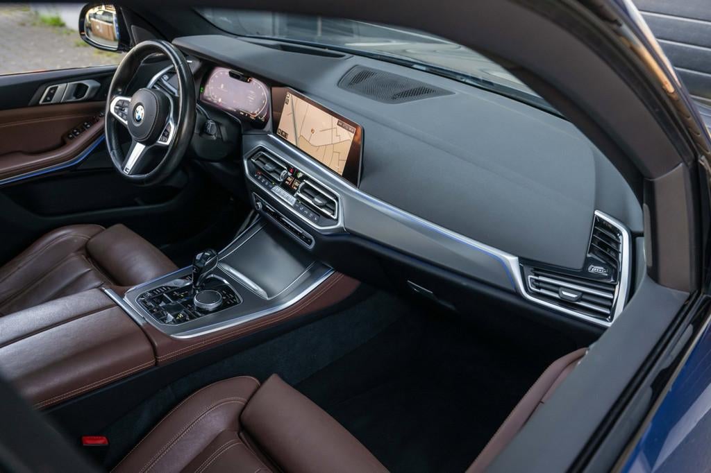 BMW X5 XDrive30d M-Sport|Grijs kenteken|Pano|Trekhaak|HuD|Ke, Gebruikt, Blauw, Leder, Bruin