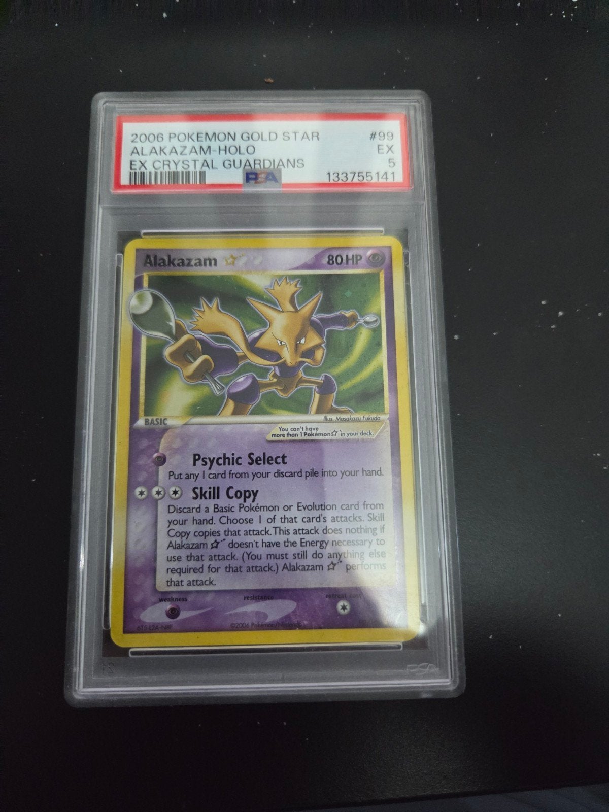 2006 Pokemon Gold Star Alakazam Holo PSA 5, Hobby en Vrije tijd, Verzamelkaartspellen | Pokémon, Ophalen of Verzenden, Gebruikt