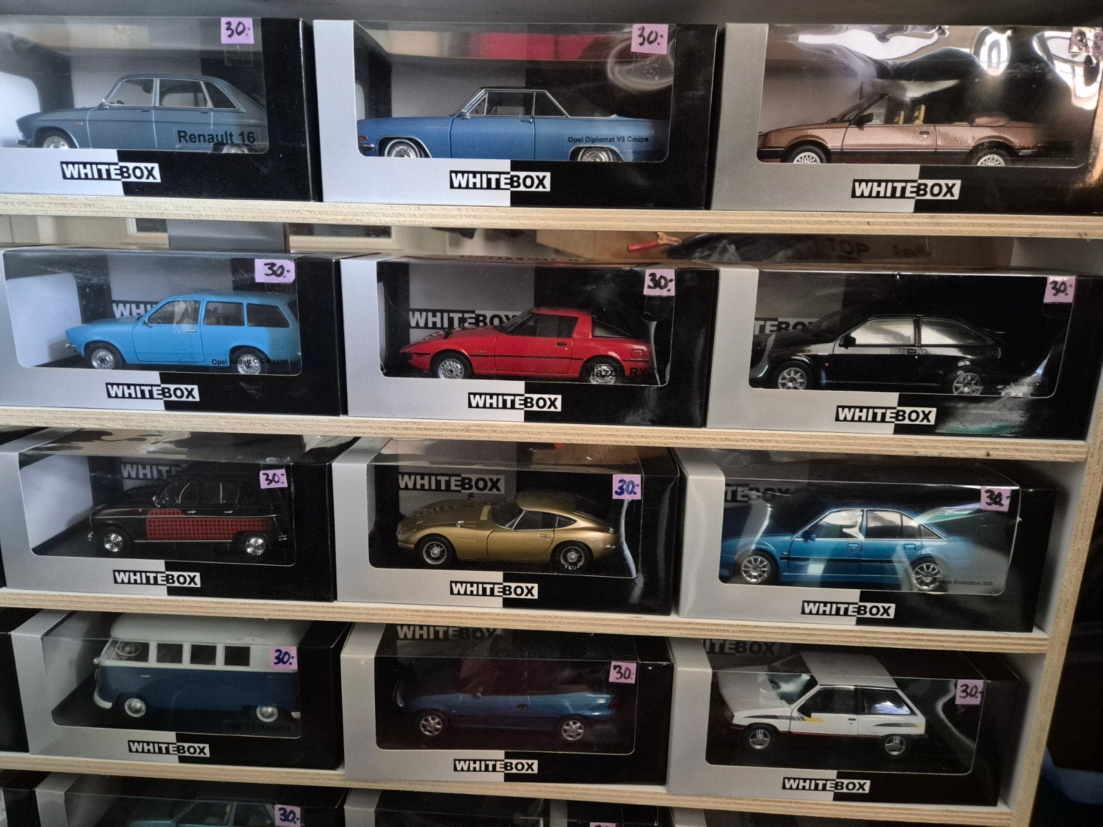 Whitebox modelauto's 1:24 - Diverse modellen, Hobby en Vrije tijd, Modelauto's | 1:24, Overige merken, ., Nieuw, Ophalen of Verzenden