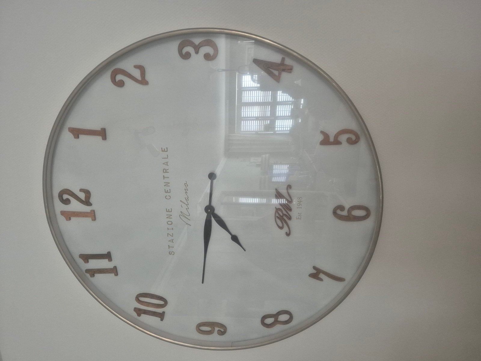 Riviera maison klok 90cm, Ophalen of Verzenden, Zo goed als nieuw, Wandklok