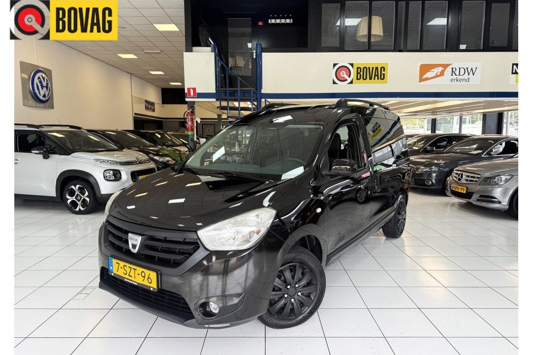 Dacia Dokker 1.2 TCe Lauréate Airco Bovag Garantie, Auto's, Dacia, Voorwielaandrijving, Euro 5, Stof, Gebruikt