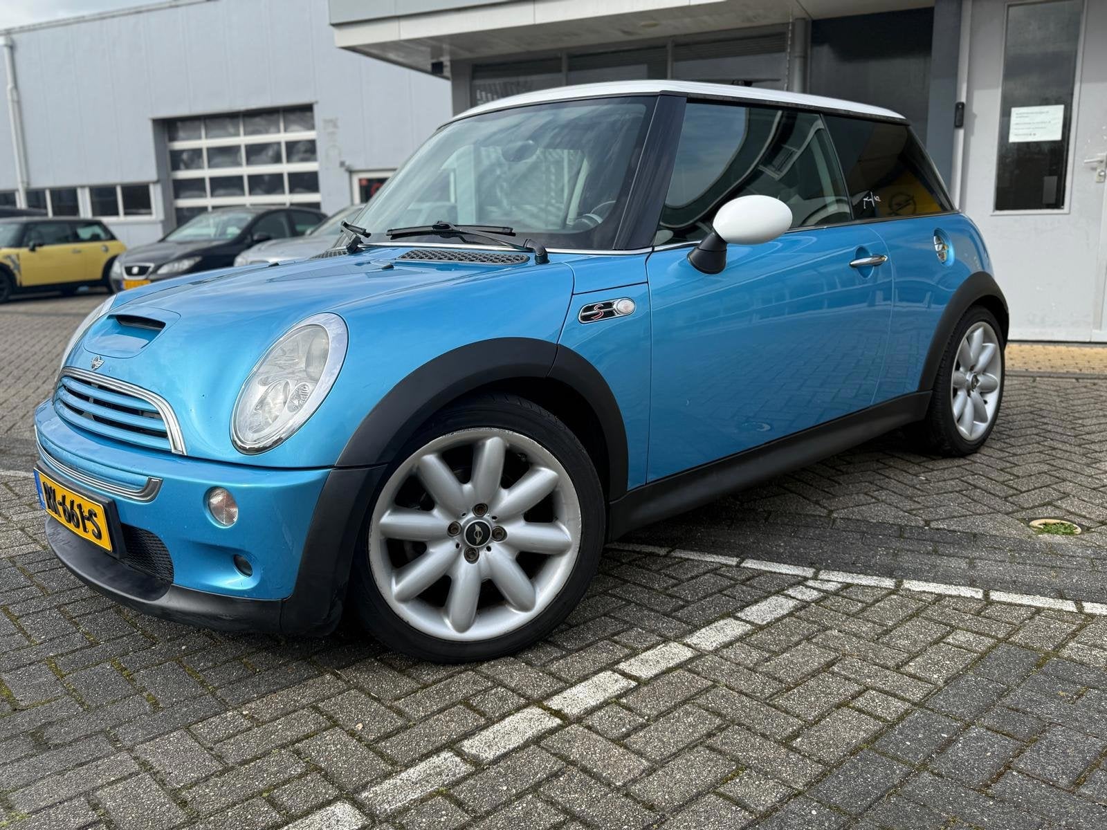 Mini Mini 1.6 Cooper S Chili Sport| Panorama | LMV | Airco |, Voorwielaandrijving, Gebruikt, 4 cilinders, Leder en Stof
