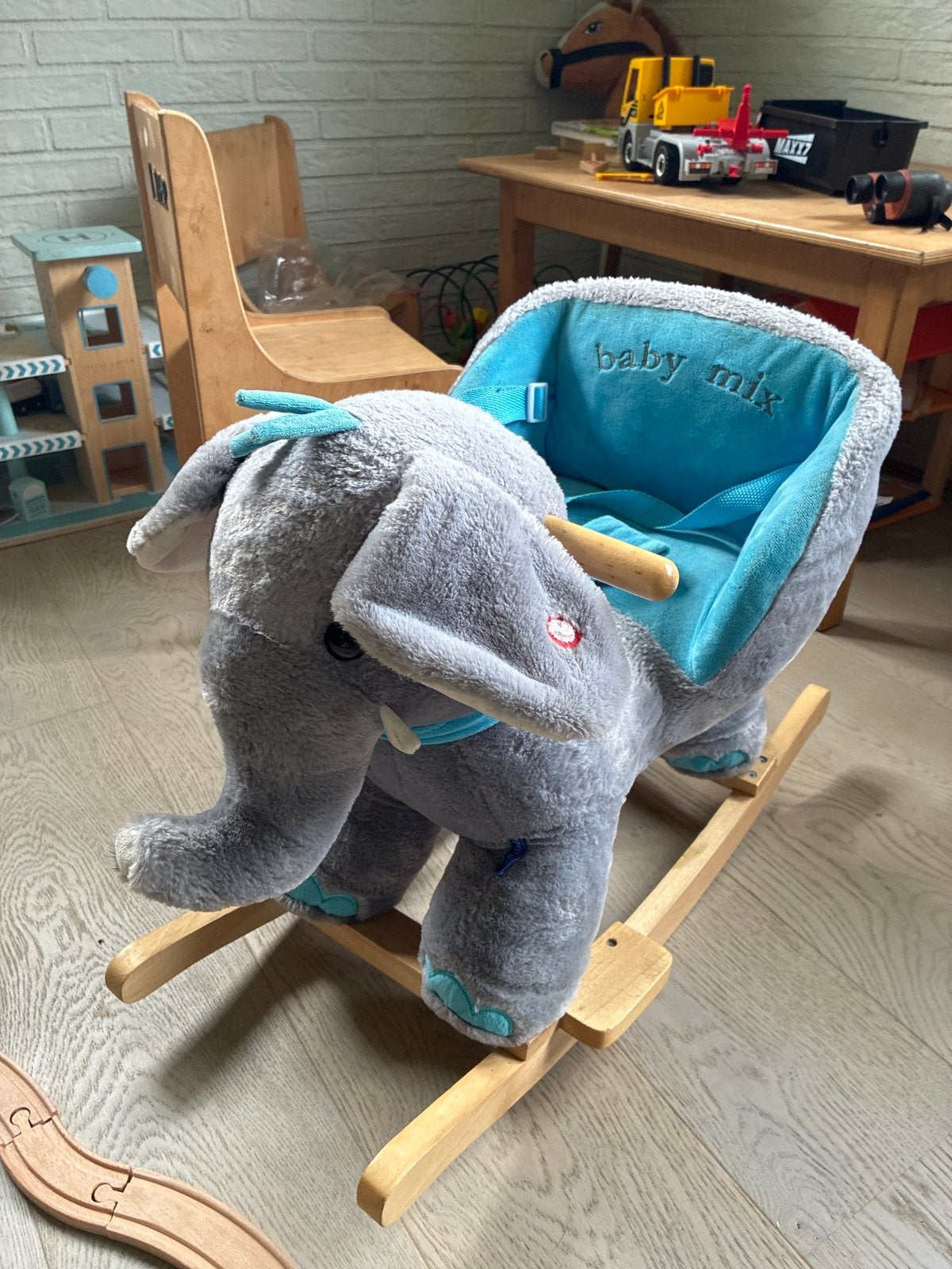 Baby Mix Olifant Schommelstoel, Ophalen, Zo goed als nieuw, Overige typen