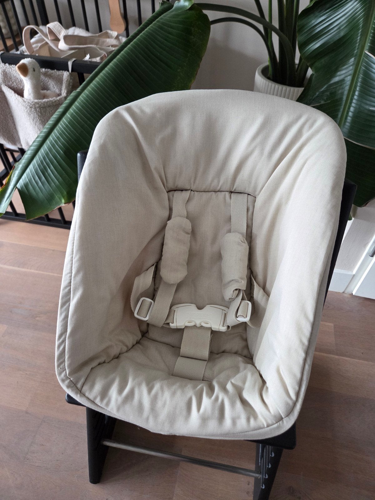 Stokke Tripp Trapp Newborn Set (extra hoes/speelgoedhanger), Ophalen, Zo goed als nieuw, Meegroeistoel, Gordel(s)