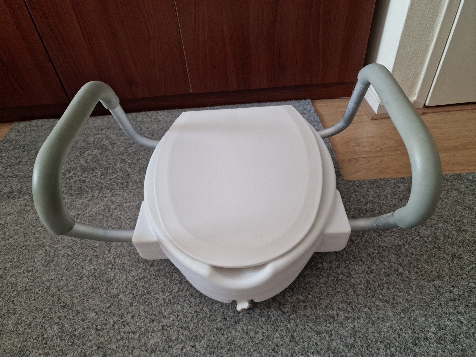 Gratis op te halen: Toiletverhoger (Gebruikt), Ophalen, Gebruikt
