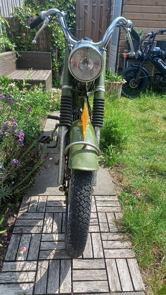 Sparta 3v oltimer brommer, Fietsen en Brommers, Brommers | Oldtimers, Sparta, Maximaal 45 km/u, Ophalen