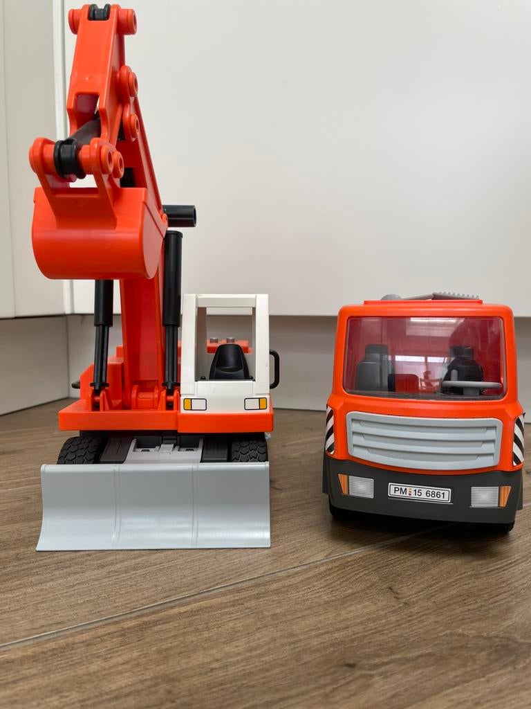maxx7 graafmachine en vrachtwagen, Ophalen of Verzenden, Zo goed als nieuw