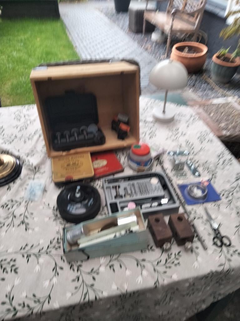 Verrassingskistje met gereedschap en diverse spullen, Ophalen of Verzenden, Gebruikt