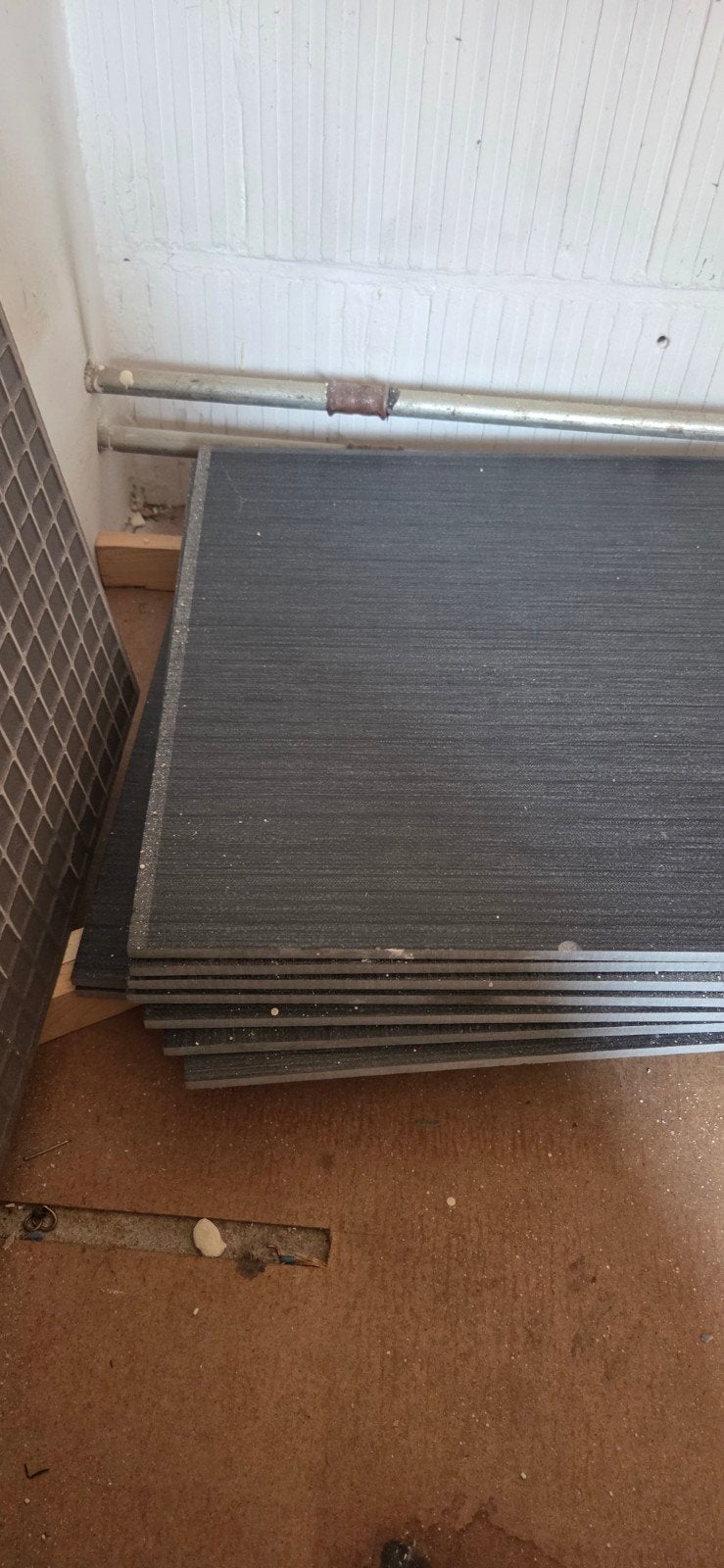 9 grijze tegels, Doe-het-zelf en Verbouw, Tegels, Ophalen, Gebruikt, Overige typen, Minder dan 5 m²