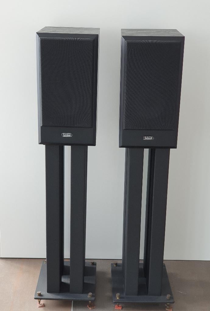 Acoustic Energy Aegis One luidsprekers, Audio, Tv en Foto, Luidsprekers, Zo goed als nieuw, 120 watt of meer, Front, Rear of Stereo speakers