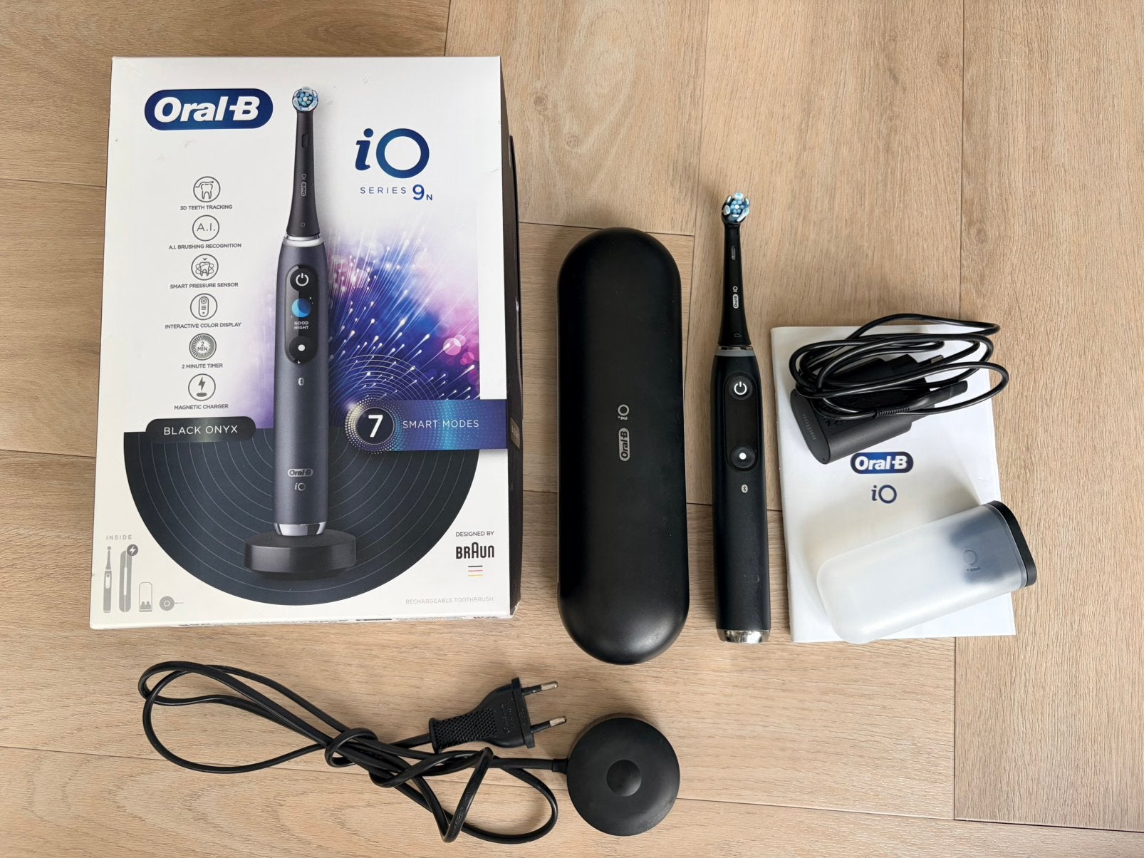 Oral-B iO 9N zwart compleet met doos en opzetborstel, Sieraden, Tassen en Uiterlijk, Ophalen of Verzenden, Zo goed als nieuw, Tandenborstel