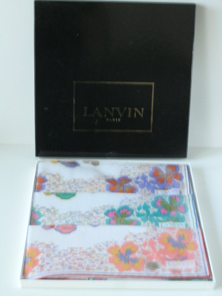 Lanvin doekjes / sjaaltjes set., Lanvin, Ophalen of Verzenden, Zo goed als nieuw, Sjaal