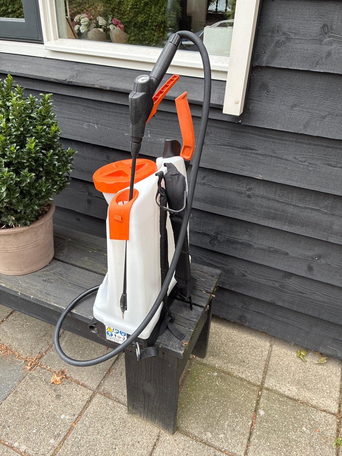 Stihl SG 51 rugsproeier - Zo goed als nieuw, Tuin en Terras, Ophalen, Zo goed als nieuw, Handsproeier