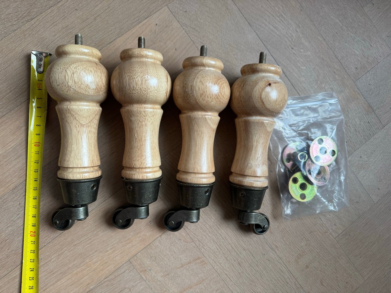 Meubelpootjes massief hout met wieltjes, Ophalen of Verzenden, Gebruikt