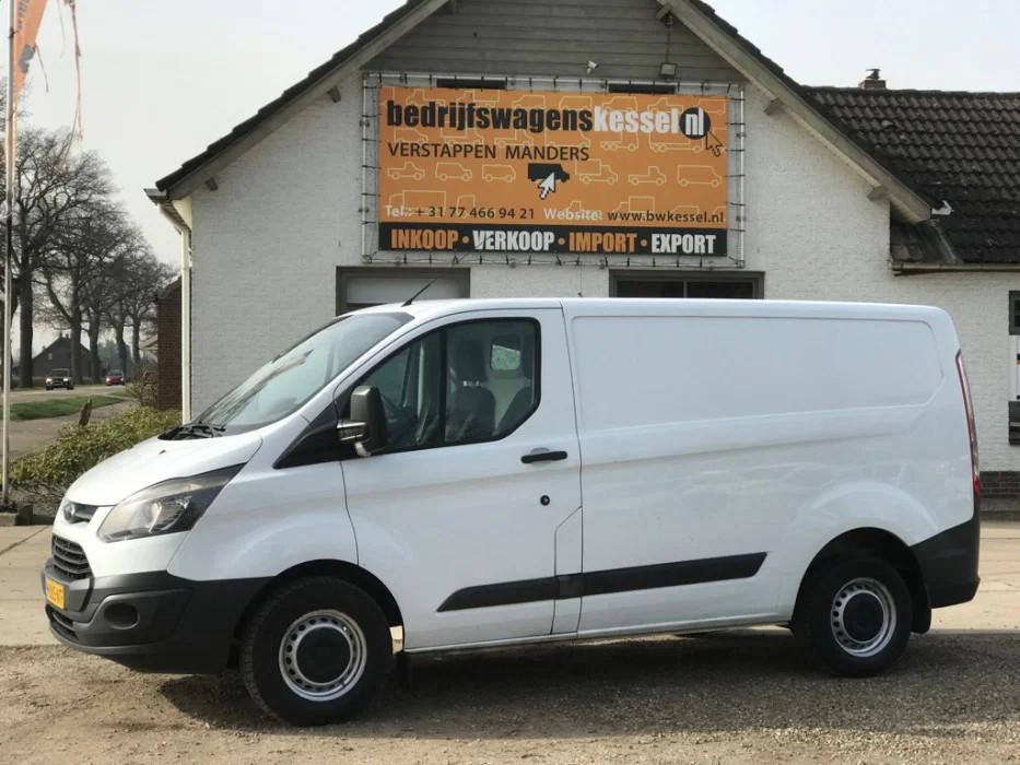 Ford Transit Custom 2.2 TDCI 74 kW L1H1 Airco Trekh., Euro 5, Gebruikt, Zwart, 4 cilinders